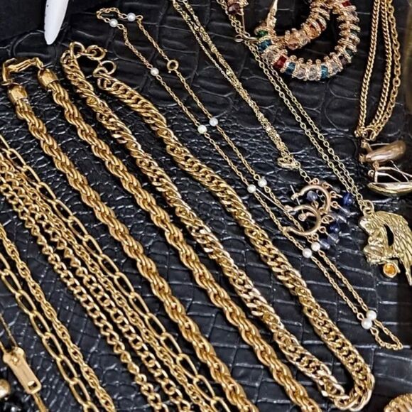 1 Lb Pound Unsearched Huge Lot Vtg 2 Now Jewelry WEARABLE Art Craft Treasure Fun - Picture 12 of 16